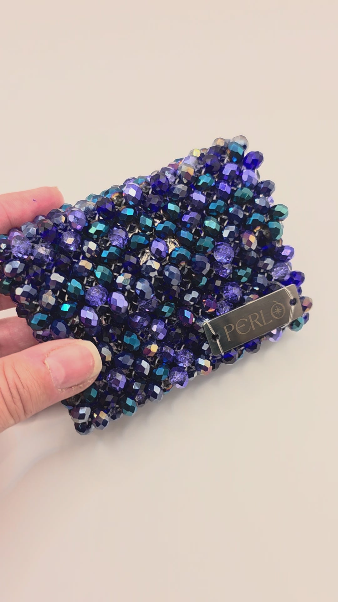 Porte monnaie / cartes perles de verre ou acryliques.