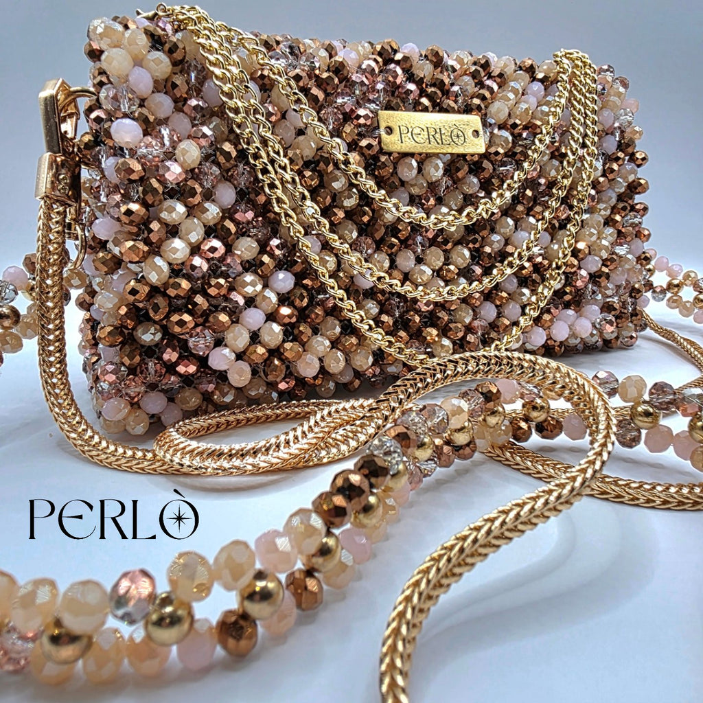 Modèle GHJULIA en perles de verre.