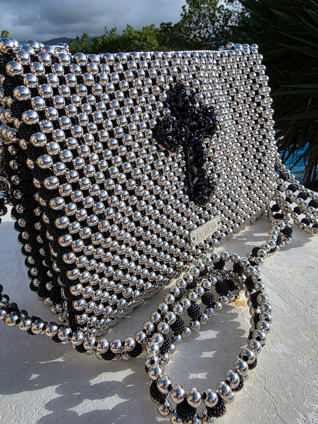 Modèle CHRISTELLE en perles acryliques.