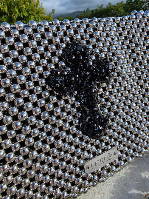 Modèle CHRISTELLE en perles acryliques.