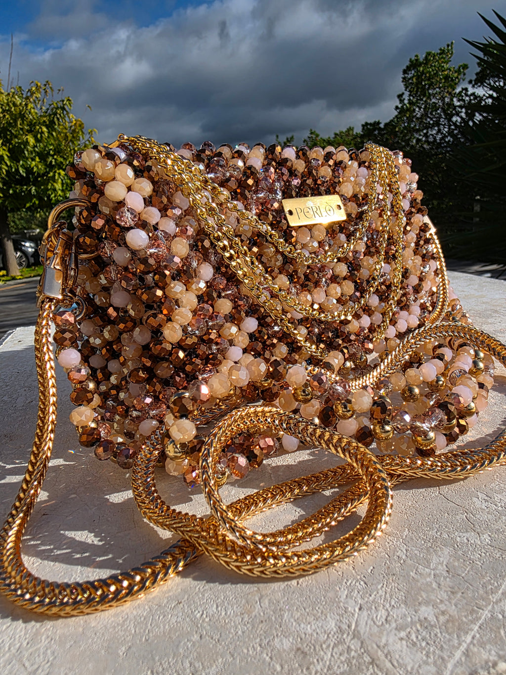 Modèle GHJULIA en perles de verre.